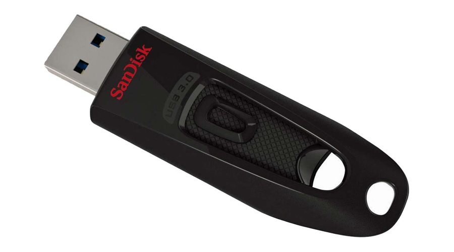 Der USB Stick mit Kapazität von 32GB SANDISK Ultra